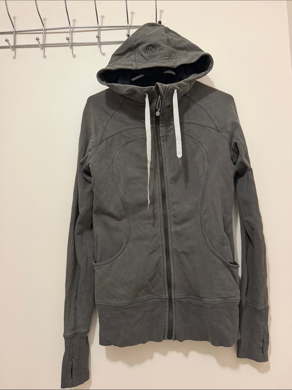 lululemon athletica Men's Charcoal Zip Hoodie with Thumbholes